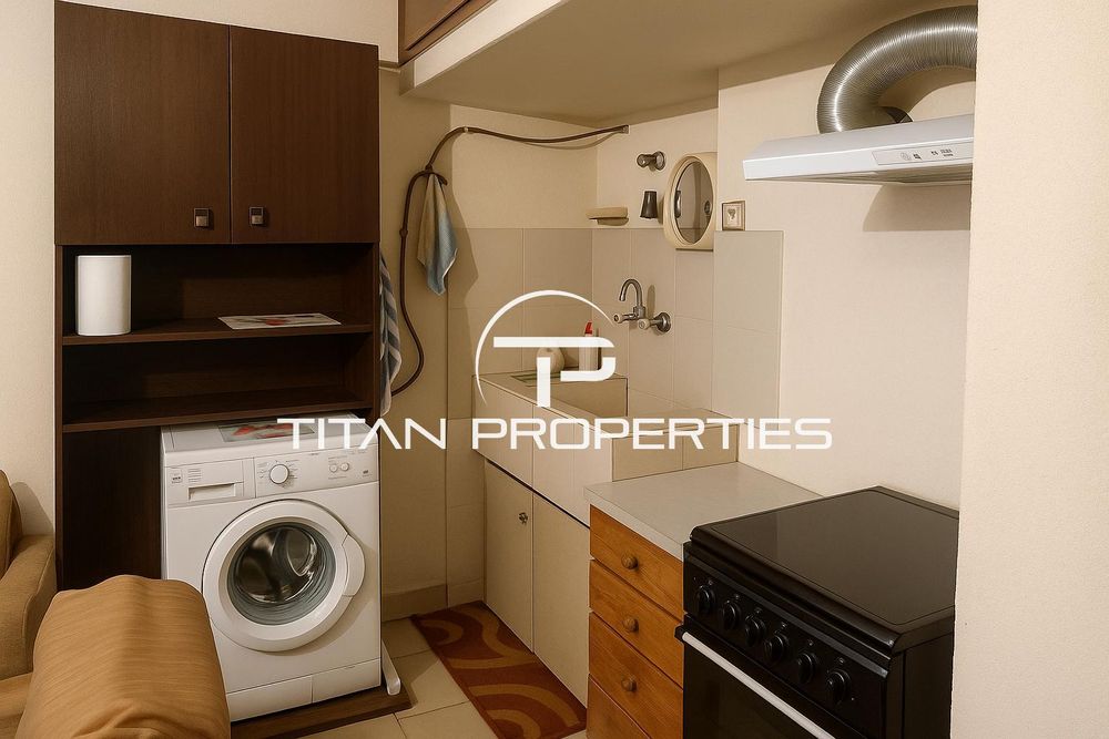 Дава се под наем Едностаен апартамент в Пловдив, Център - 25 кв.м за 306 € - Снимка #2