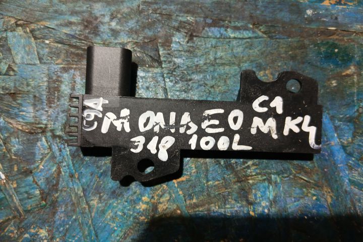 Amplificator antena radio 8M5T-15K603-KA 8M5T-15K603-KA Ford Mondeo M