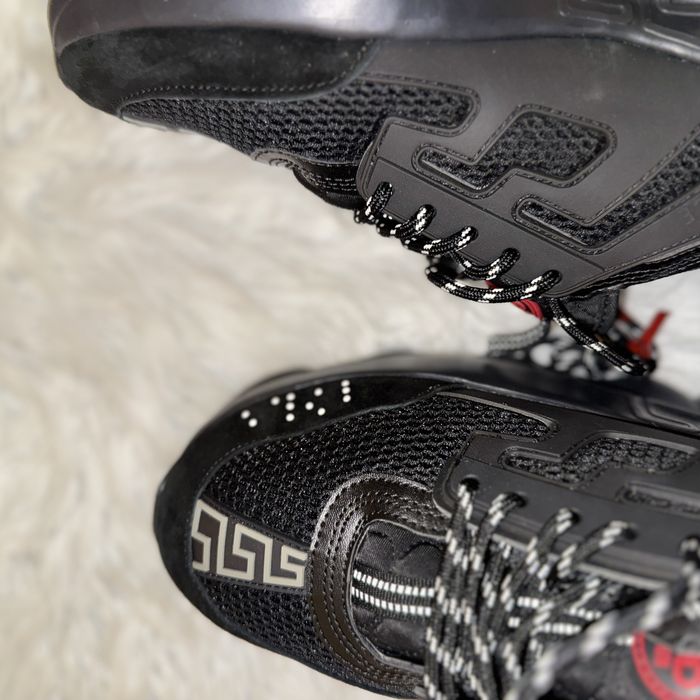 Versace chain 44