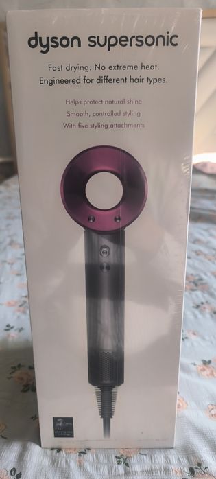 Фен Dyson supersonic