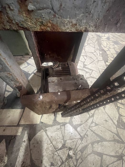 Фаршемешалка шнековая