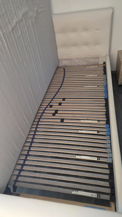 Pat tapițat alb 140x200 cm + Saltea și Somieră incluse – Bacău