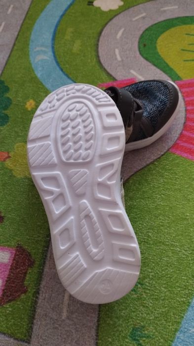 Детские дышащие кроссовки