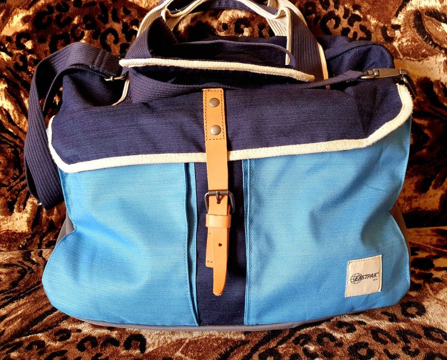 Спортна чанта Eastpak
