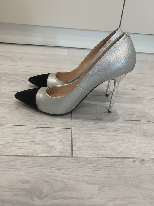 Женские туфли