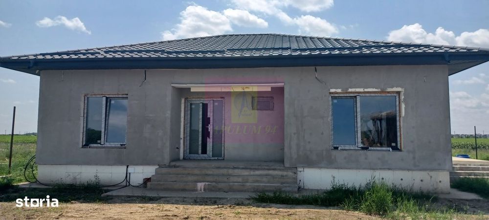 Casă nouă parter, 4 camere, curte 400mp, Săbăreni