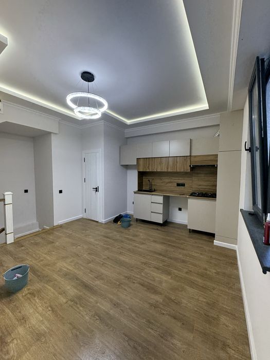 Townhouse с двором Бодомзор Бадамзар Коттедж дом квартира на земле