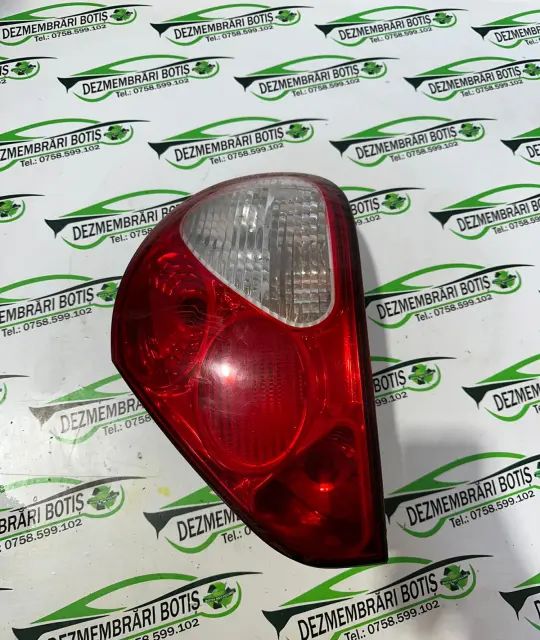Lampa stop dreapta pe aripa Jaguar X-Type 2002 2.5 MT (196 hp)