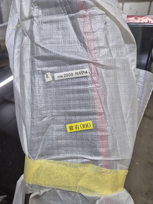 Ветровик для Рав4 2009г