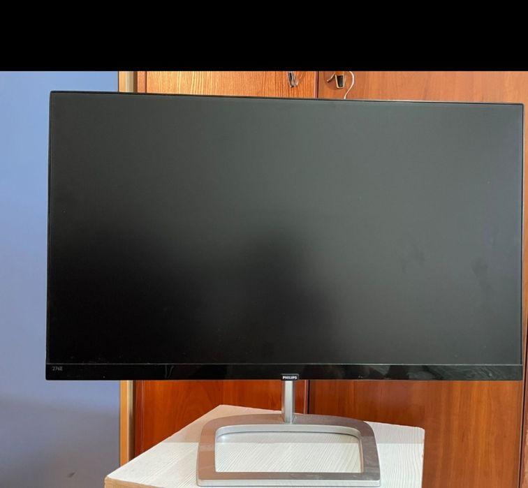 Продаётся Мониторы