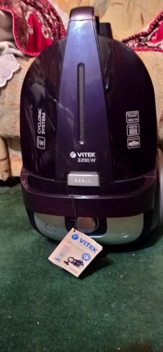 Пылесос Vitek Новый