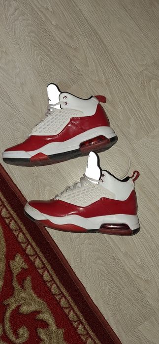 Оригинални дамски маратонки "Nike Jordan "