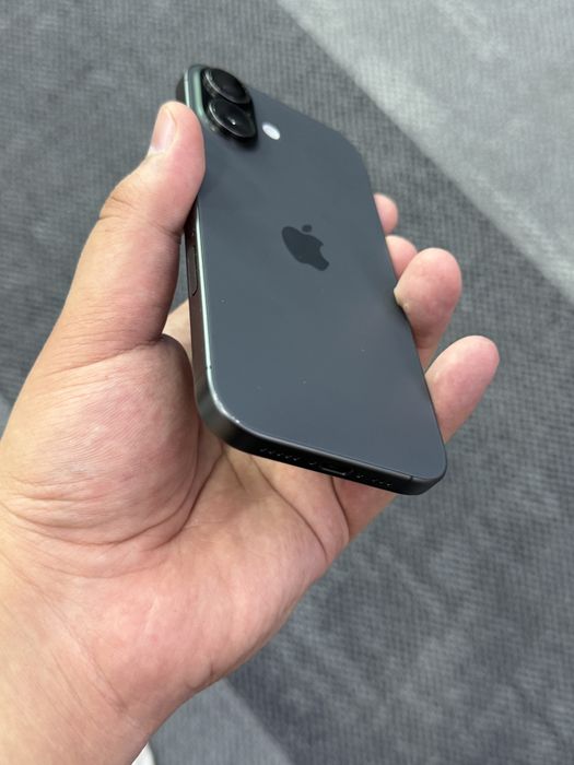 iphone 17 black