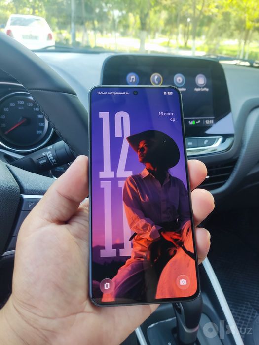 One Plus Ace 2 v idea tel 
Pamyat. 256 GB
Ozu 16+12 
Kamera  4k 60 FPS