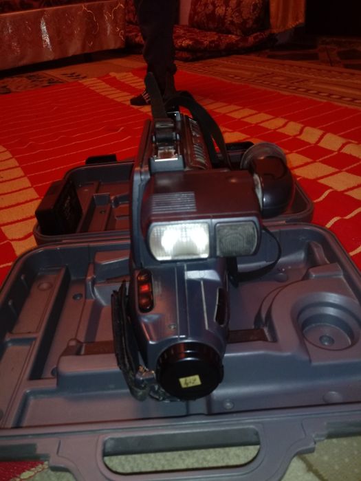 Видио камира рабочим састаянии