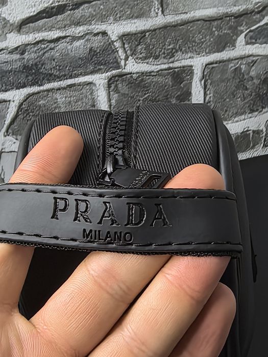 Чанта тип несесер