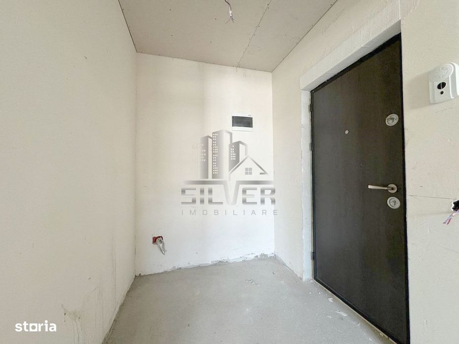 Apartament cu 2 camere dec.+terasa de 50 mp+boxa 5 mp.PRET REDUS!
