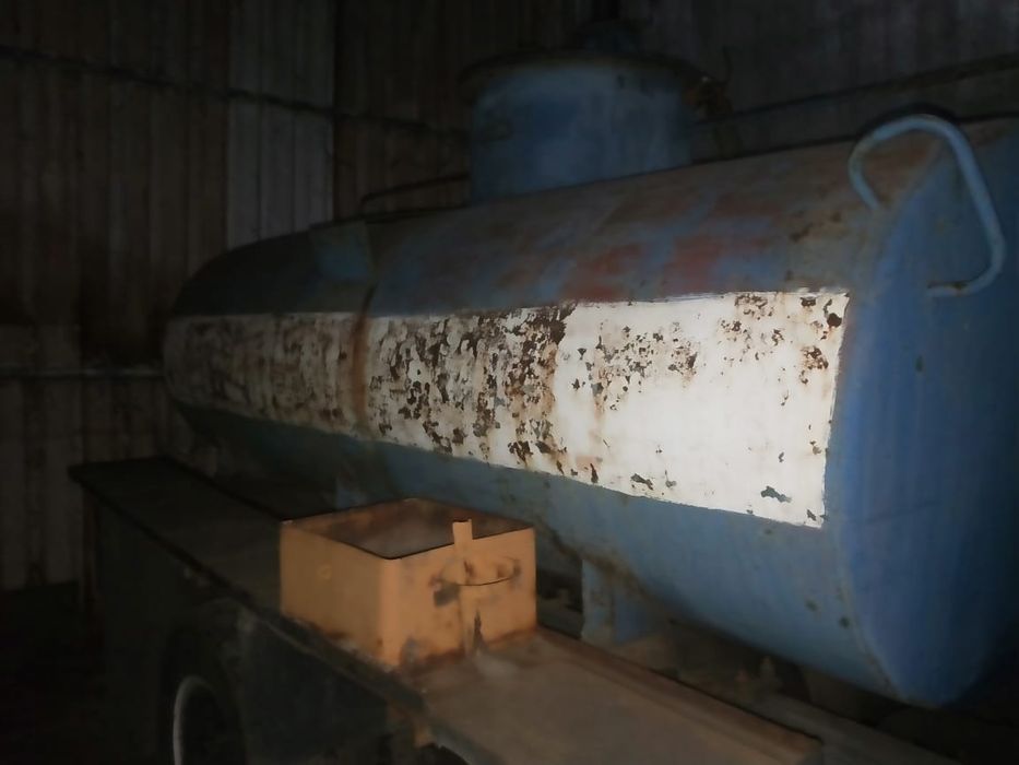 Топливозаправщик автоцистерна