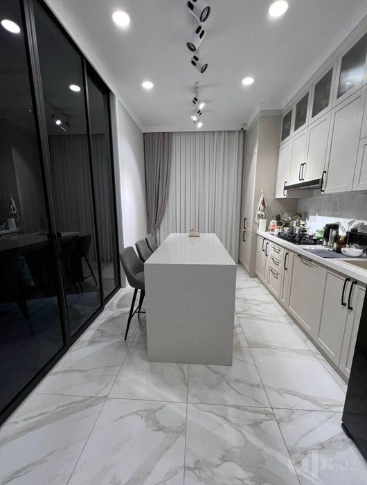 ЖК NRG Mirzo Ulugbek 5 ком, 135 м2+45 м2 терраса. Ор-р: Максим Горький