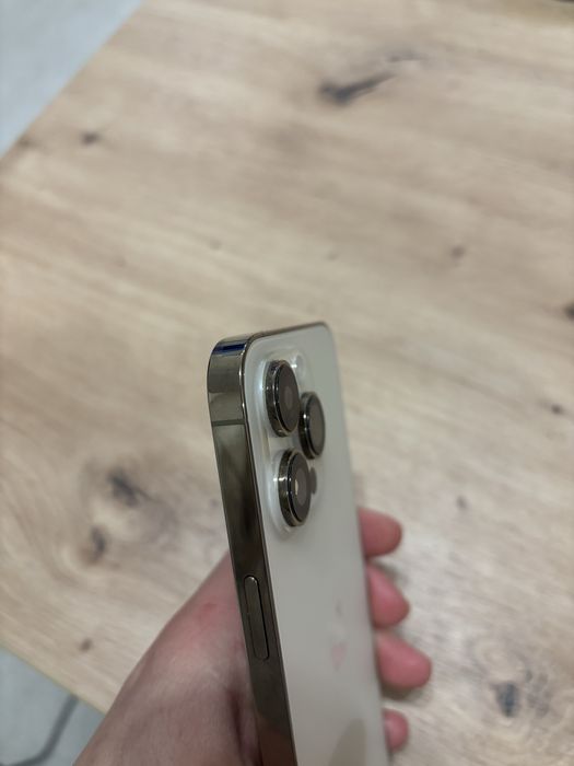 I phone 14 pro max 512 GB  Gold