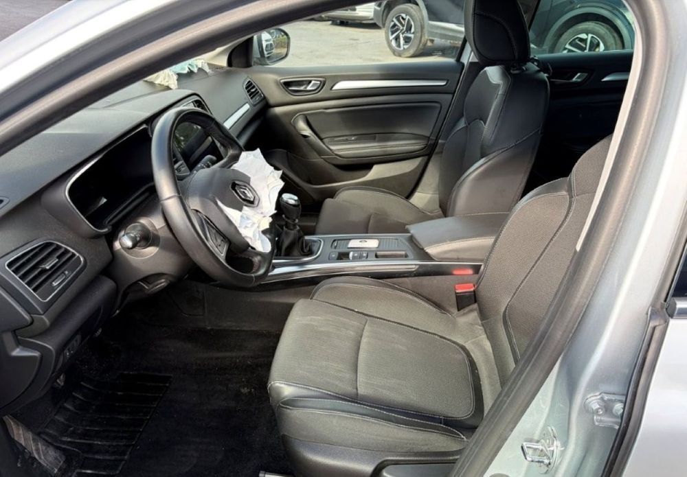 Renault Megane 4 facelift 1.3 tce 2021 avariat