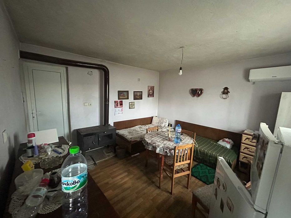 Продава се Къща в с. Кардам, Област Търговище - 80 кв.м за 223 €/кв.м - Снимка #3