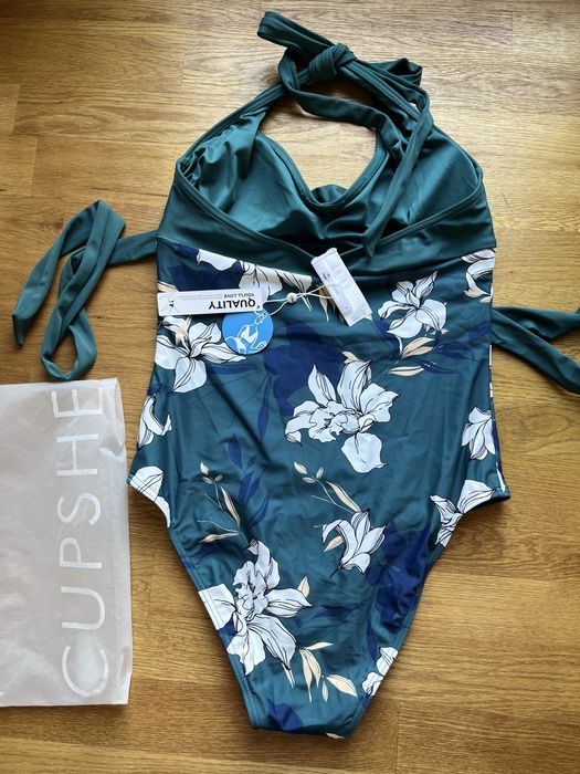 Цял бански костюм М/L размер