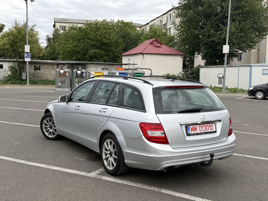 MERCEDES-BENZ C-Class 2011 — imagine 4