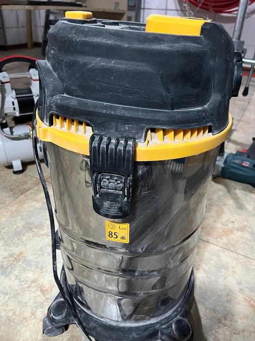 Штроборез "Зубр" + пылесос (торга нет)