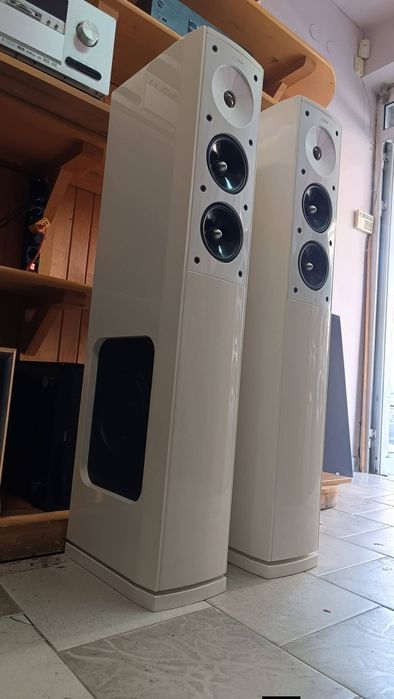 Дизайнерски Трилентови тонколони Jamo