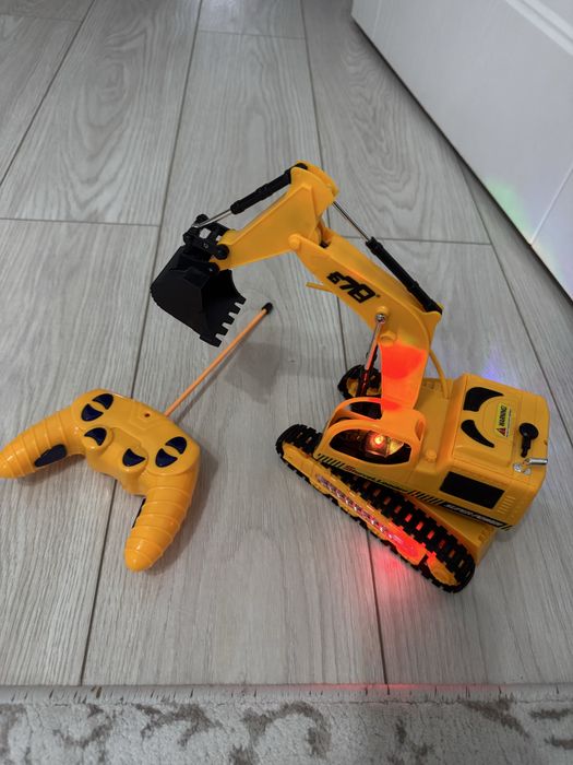 Продам детские игрушки