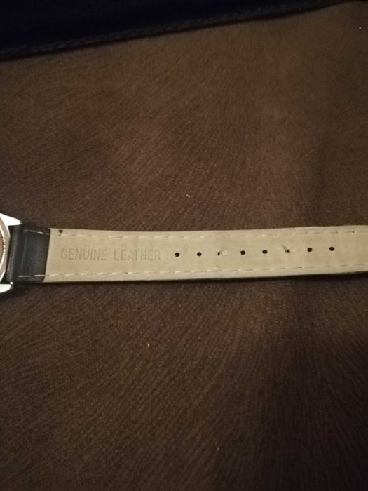 Продавам мъжки часовник WMC