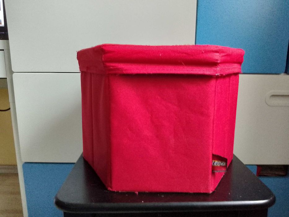 Табуретка / кутия Lego; Дидактически куб