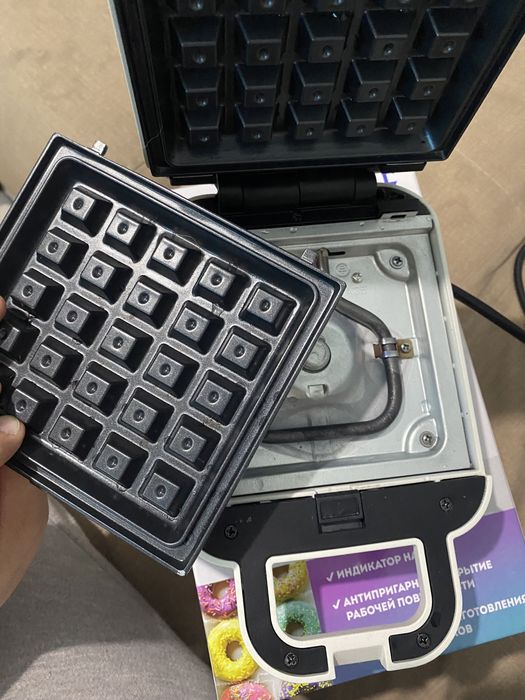 Вафельница galaxy line