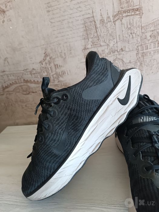 Оригинальные кроссы Nike