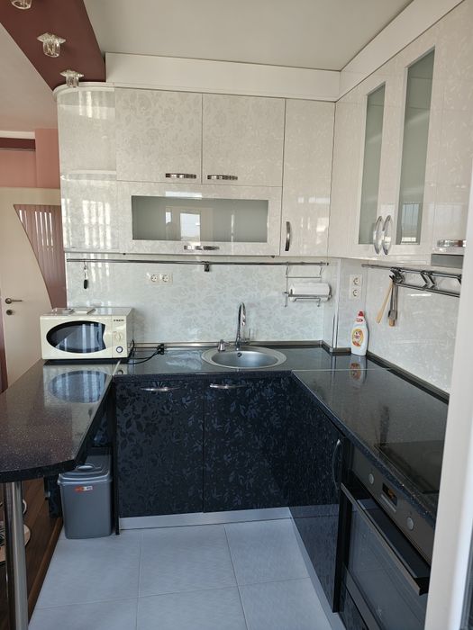 Дава се под наем Двустаен апартамент в Благоевград, Освобождение - 55 кв.м за 90000 € - Снимка #15