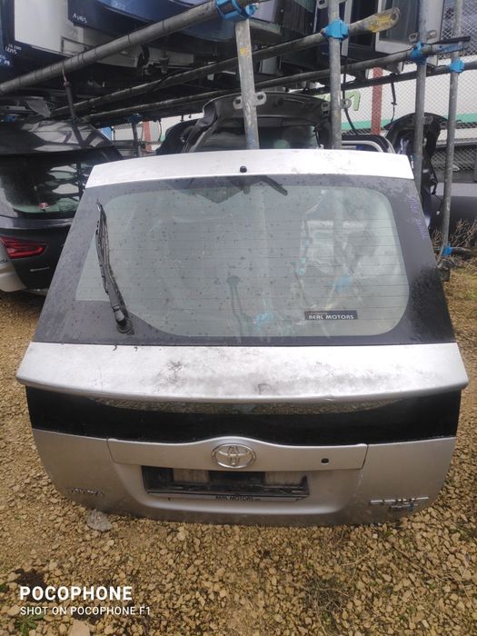 Врата багажник Toyota Prius II / Тойота Приус 2 2007г.