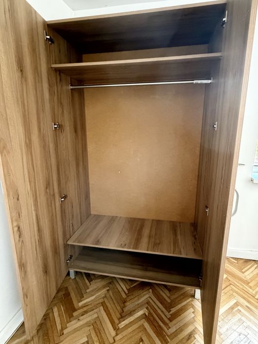 Dulap pentru haine