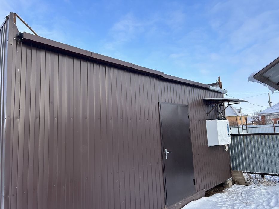 Контейнер, ларек, магазин.