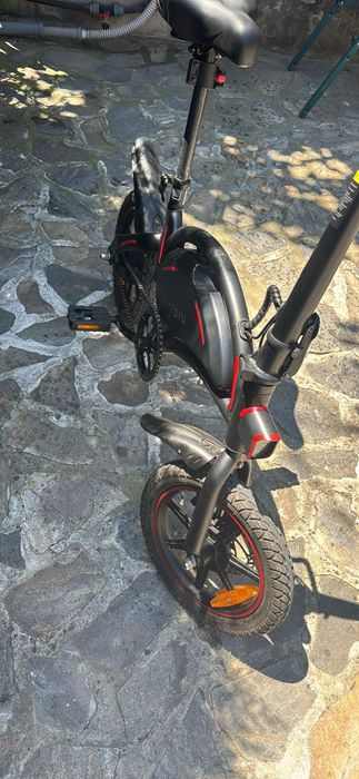 Bicicletă electrică