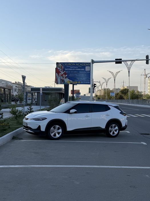 Чевролет менло Электромобил сотилади