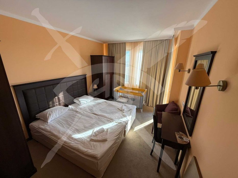 Продава се Тристаен апартамент в к.к. Слънчев бряг - 70 кв.м за 1258 €/кв.м - Снимка #3