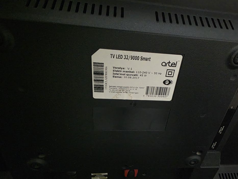 Телевизор artel TV LED 9000 smart 2017 и смарт приставка вместе