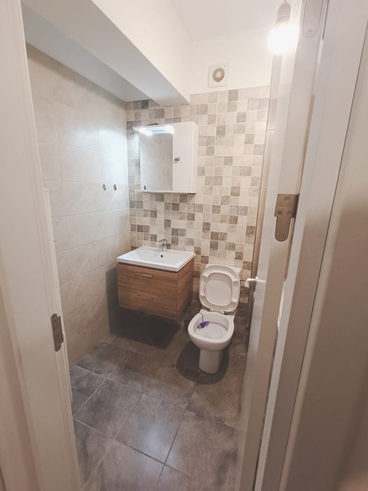 Garsoniera Sector 6, Bucureşti cu acces direct la Bd. Iuliu Maniu