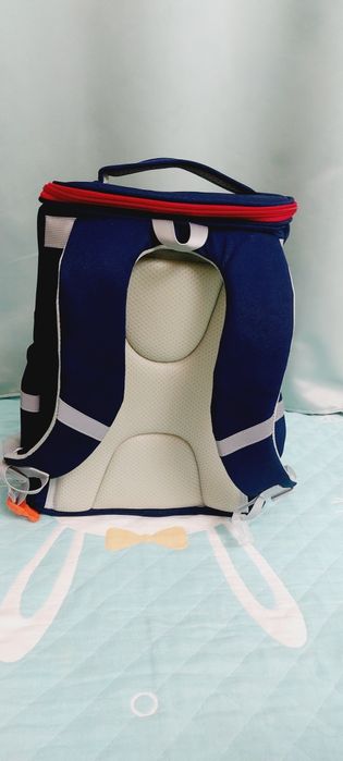 Продам школьный рюкзак