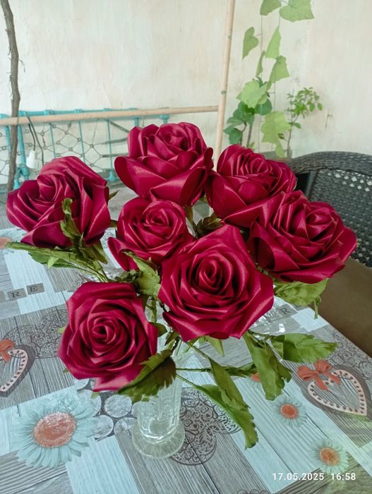 Цветы искусственные из атласной ленты