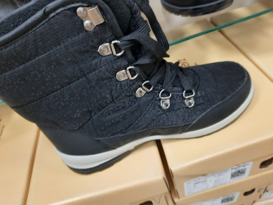 Продам новые сапоги Юничел