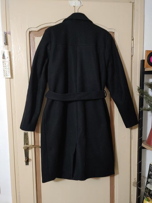 Дълго черно палто Sinsay