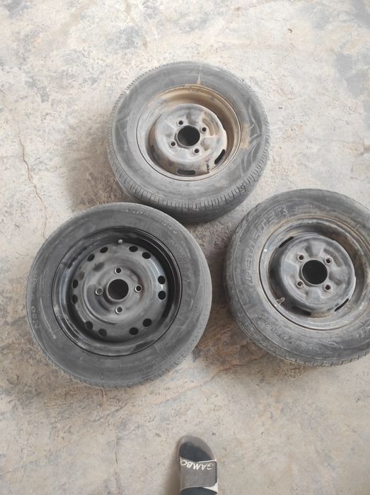 Avto shina diskasi bilan