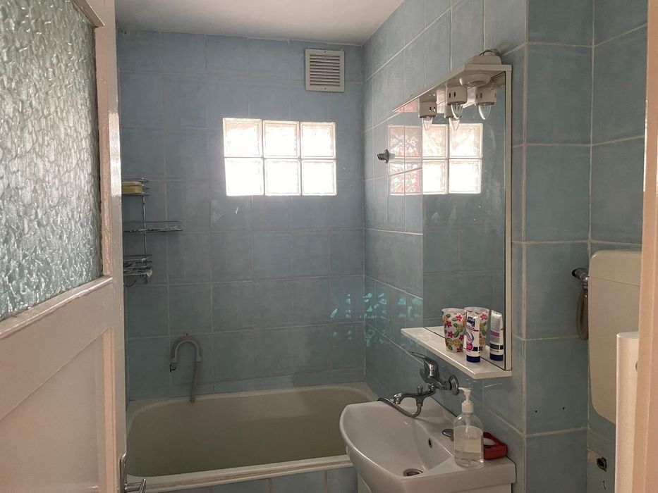 Proprietar ofer apartament pentru inchiriere